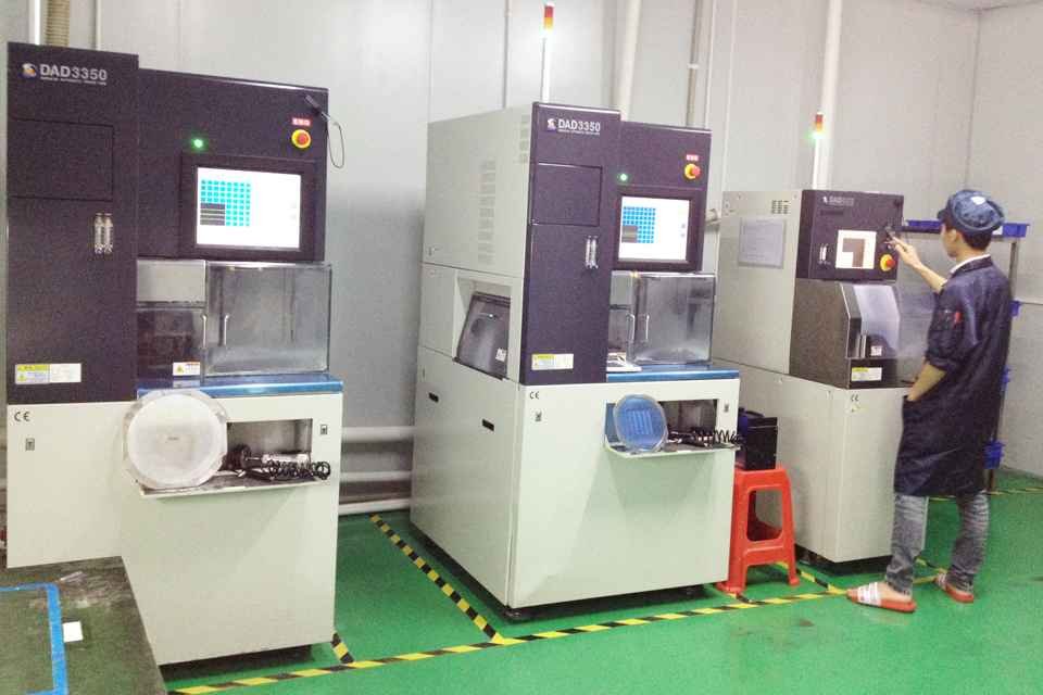 2. cut v groove cover and wafer